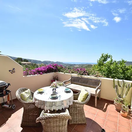 Coastal Near Beaches Villa *