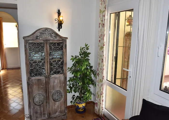 Coastal Near Beaches Villa